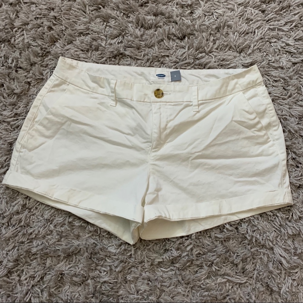 Old Navy khaki shorts
